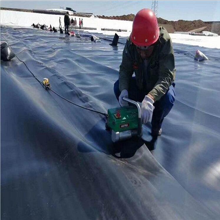 防滲膜焊接施工規(guī)范和要求 防滲膜焊接施工規(guī)范和要求