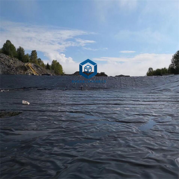 垃圾場防滲膜焊接過程的專業(yè)細節(jié) 垃圾場防滲膜焊接過程的專業(yè)細節(jié)